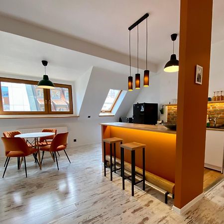 93 M2 Rynek Kino Na Dachu Self Check-In Apartment Wroclaw Bagian luar foto