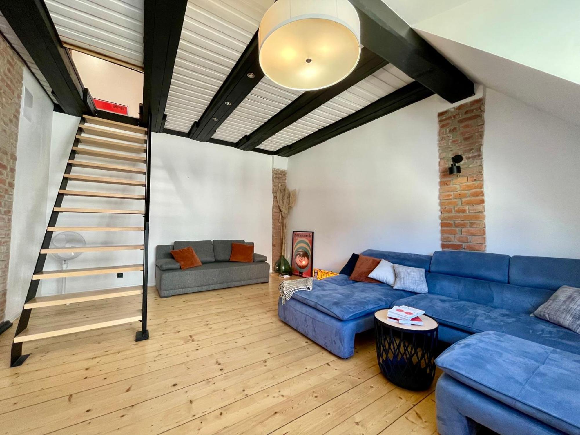 93 M2 Rynek Kino Na Dachu Self Check-In Apartment Wroclaw Bagian luar foto
